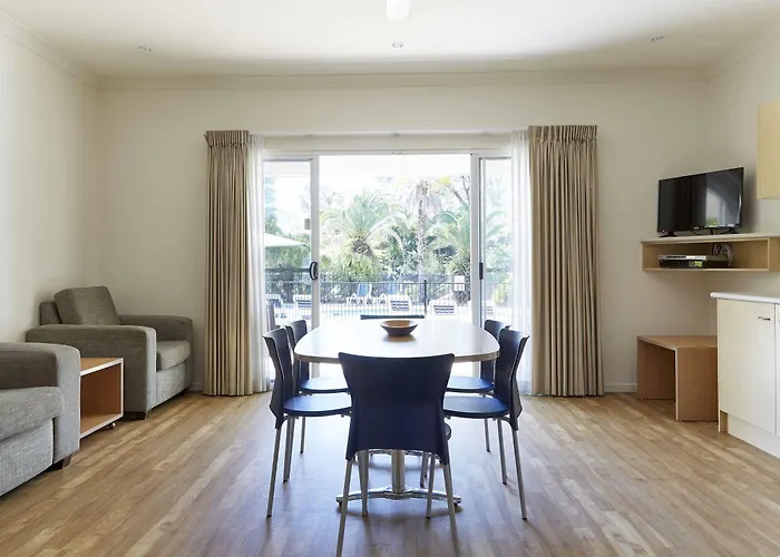 Casa da cidade com 3 dormitórios com vista para rio